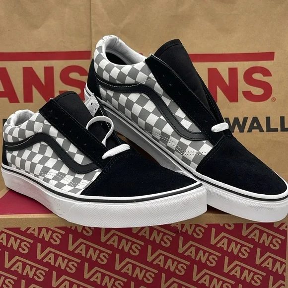 Vans Men’s Checkerboard Sneakers Old Skool
Cosmic Check Reflective
VN0A5JMIB9J - Picture 4 of 16